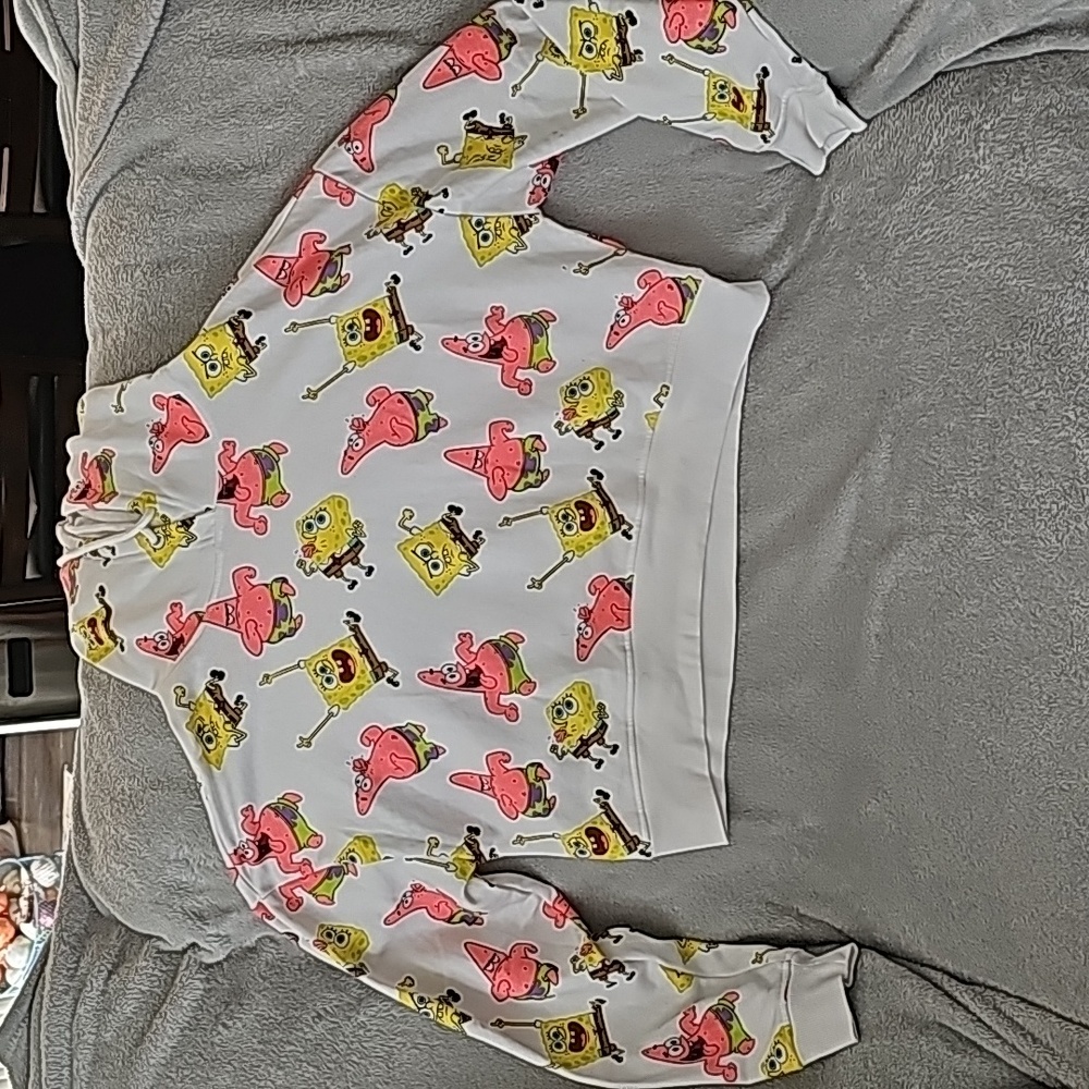 Nickelodeon juniors crop Sponge Bob and Patrick sweatshirt size L